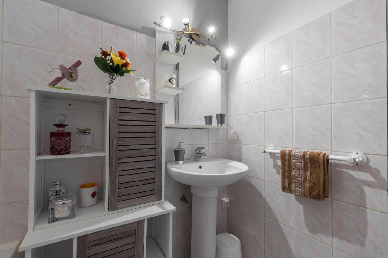 Beau 3 Pieces, 7 Pers, 2 Terrasses, Centre, Calme, Securite Apartment Nice Exterior photo